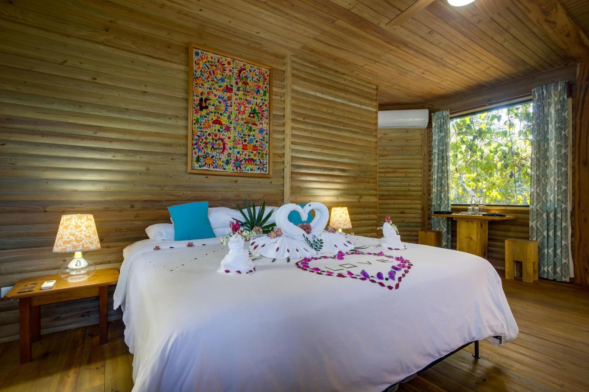 Sweet Songs Jungle Lodge San Ignacio Exterior photo