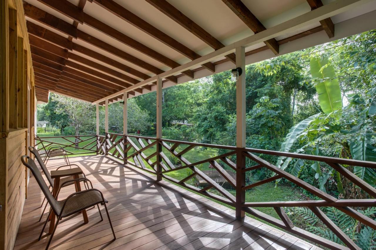Sweet Songs Jungle Lodge San Ignacio Exterior photo